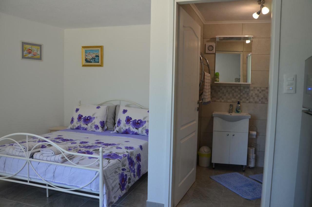 Studio Apartment Mileta Pitve Buitenkant foto